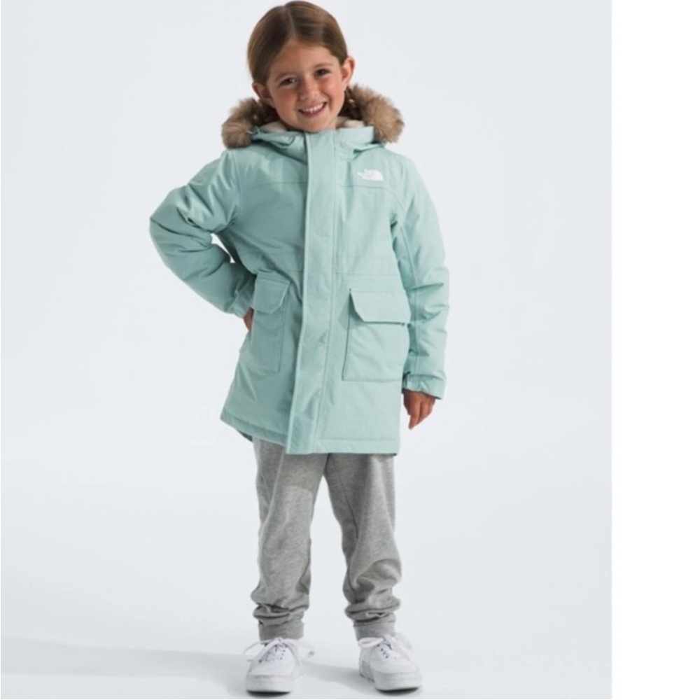 NWT The North Face Kid Artic Parka 
Muted Pine Winter Jacket Sz 5 Dryvent 600